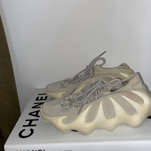 Yeezy 450 Cloud White - Picture 5 of 12